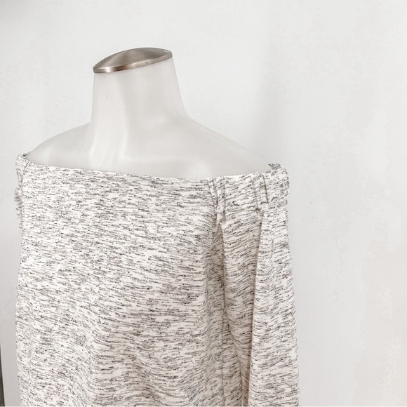 Club Monaco Off Shoulder Top - Picture 3 of 3